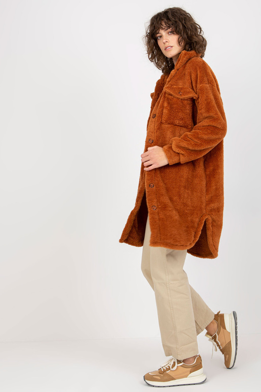 Šviesiai rudi ilgi kailiniai... Šviesiai rudi ilgi kailiniai...