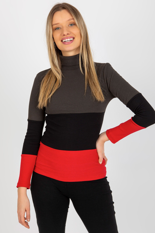 Khaki raudona prigludusi palaidinė su... Khaki raudona prigludusi palaidinė su...