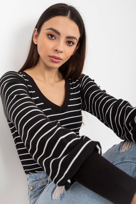 Juodai balta dryžuota palaidinė BASIC...