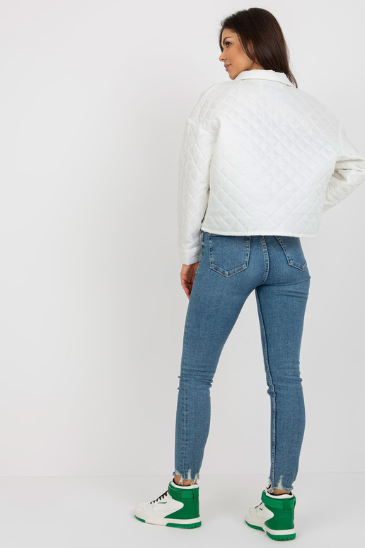 Ecru dygsniuotas pereinamasis švarkas...