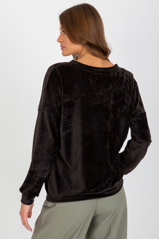 Juodas veliūrinis megztinis be... Juodas veliūrinis megztinis be...