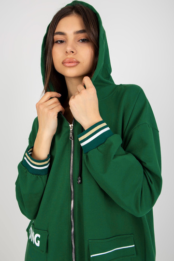 Tamsiai žalias ilgas... 2