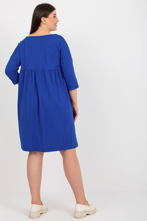 Tamsiai mėlyna plius dydžio bazinė... Tamsiai mėlyna plius dydžio bazinė...