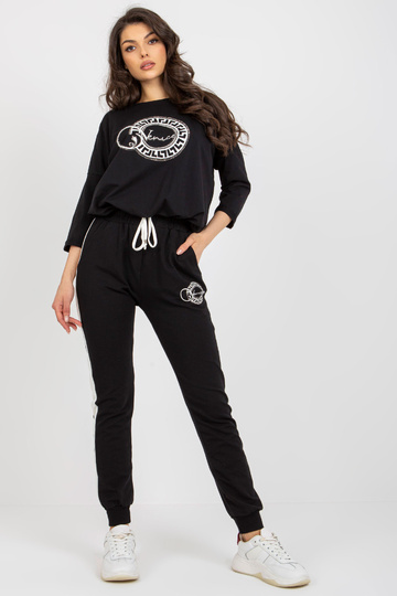 Juodas moteriškas megztinio...