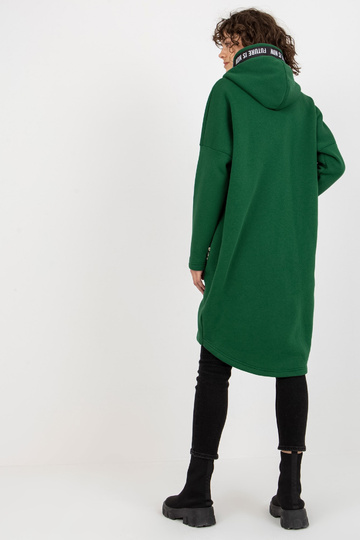 Tamsiai žalias ilgas...