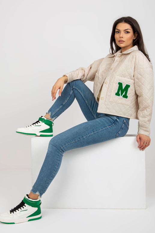 Šviesiai smėlio spalvos pereinamasis... Šviesiai smėlio spalvos pereinamasis...