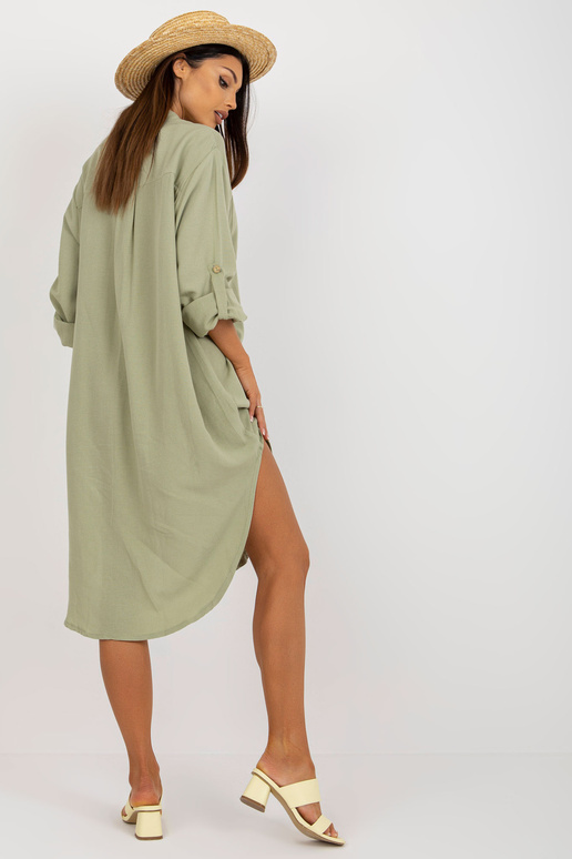 Šviesiai žalia midi suknelė oversize... Šviesiai žalia midi suknelė oversize...