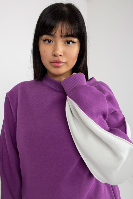 Violetinės spalvos megztinis be... Violetinės spalvos megztinis be...