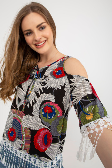 Juoda palaidinė su raštu ir...