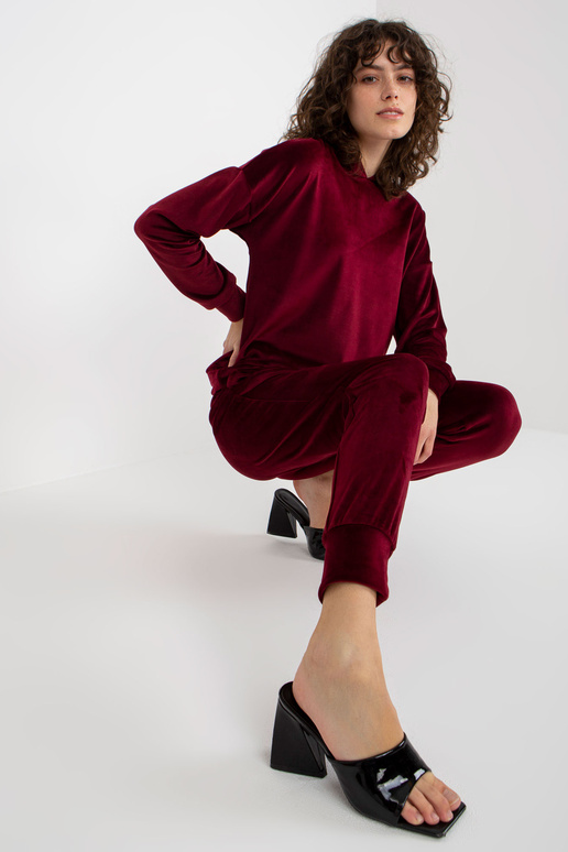 Bordo spalvos moteriškas veliūrinis...