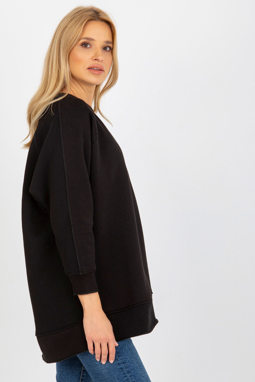 Juodi moteriški megztiniai be gobtuvo Juodi moteriški megztiniai be gobtuvo