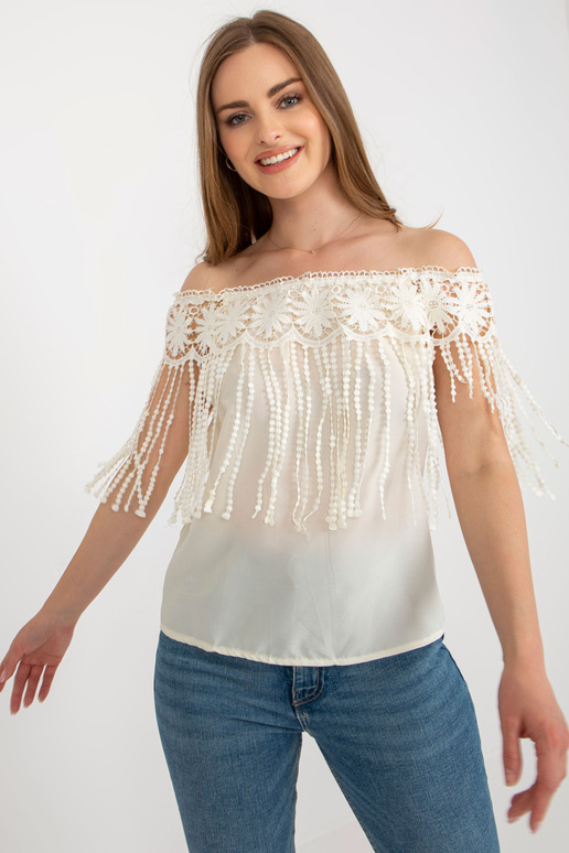 Šviesiai smėlio spalvos moteriška... Šviesiai smėlio spalvos moteriška...