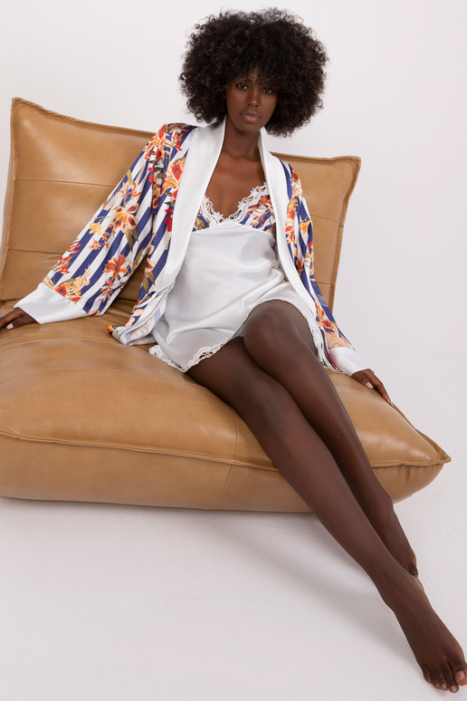 Set-BR-KMPL-2542.24-balta ir tamsiai...