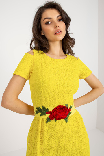 Geltona nuo pečių Maxi...