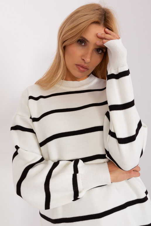 Megztinis-TO-SW-1309.31-juodas