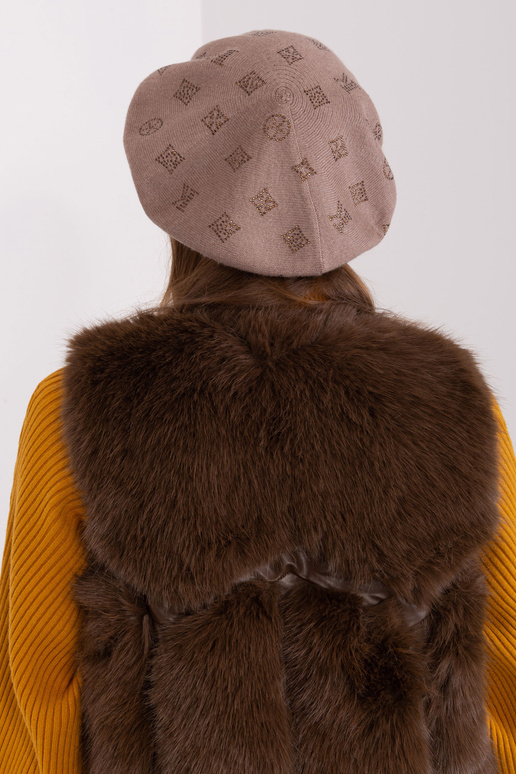 Cap-AT-CZ-2318.26-tamsiai smėlio spalvos Cap-AT-CZ-2318.26-tamsiai smėlio spalvos