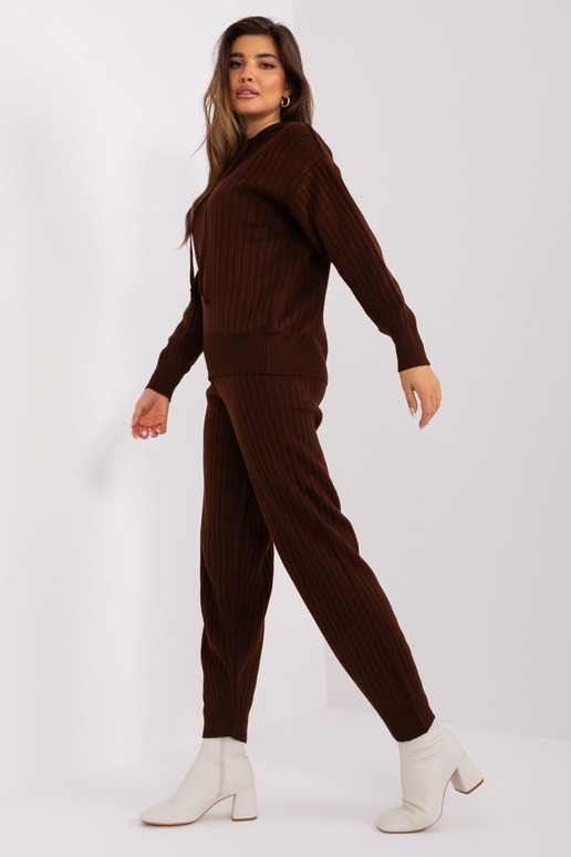 Rinkinys-BA-KMPL-2211.13P-tamsiai ruda