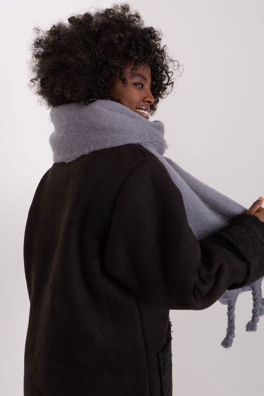 Šalikas-AT-SZ-2313502.20P-tamsiai pilkas