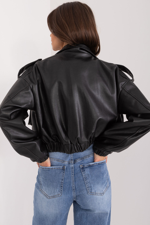 Striukė-NM-KR-DA-0937.07-juoda