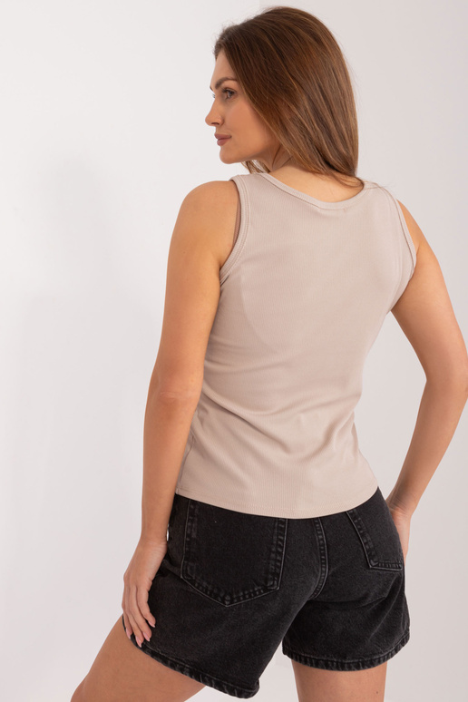 Top tipo palaidinė...