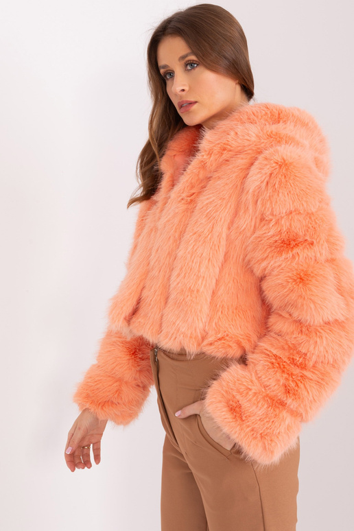 Striukė-AT-KR-2378.97P-persikas