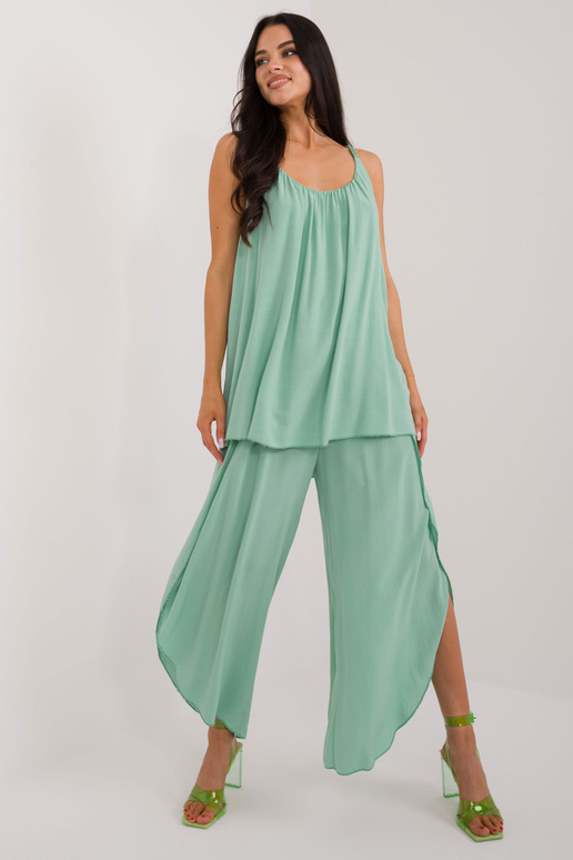 Top tipo palaidinė...