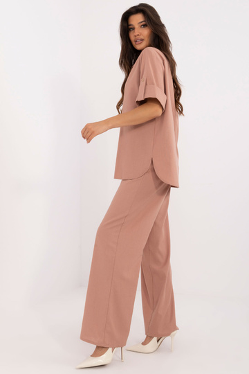 Dviejų dalių komplektas...