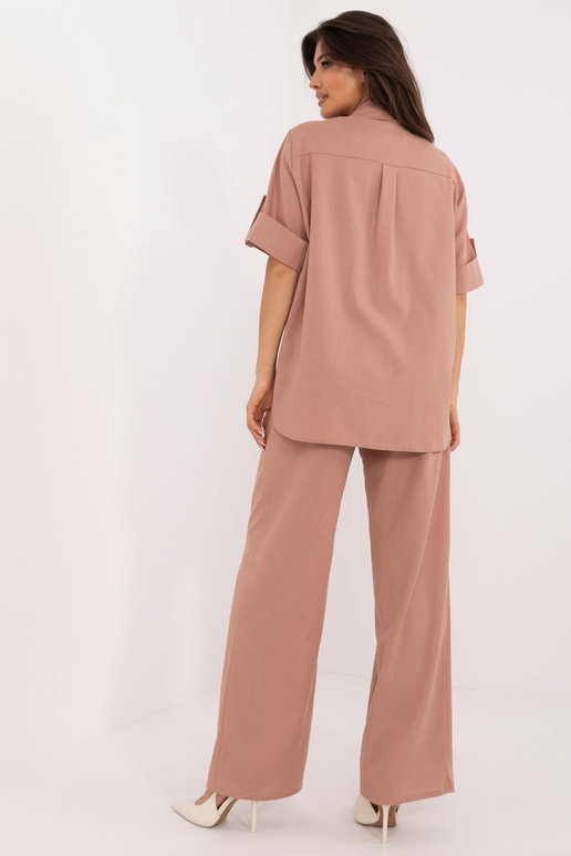 Dviejų dalių komplektas...