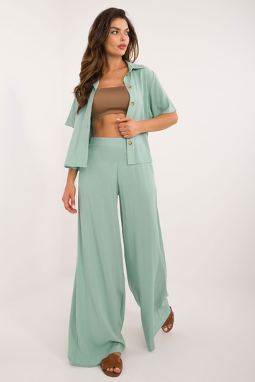 Dviejų dalių komplektas...