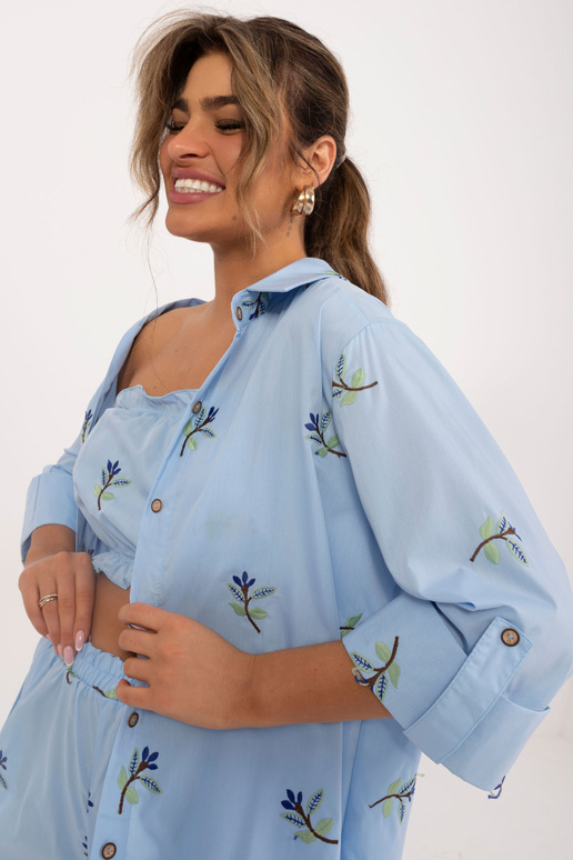 Dviejų dalių komplektas... Dviejų dalių komplektas...