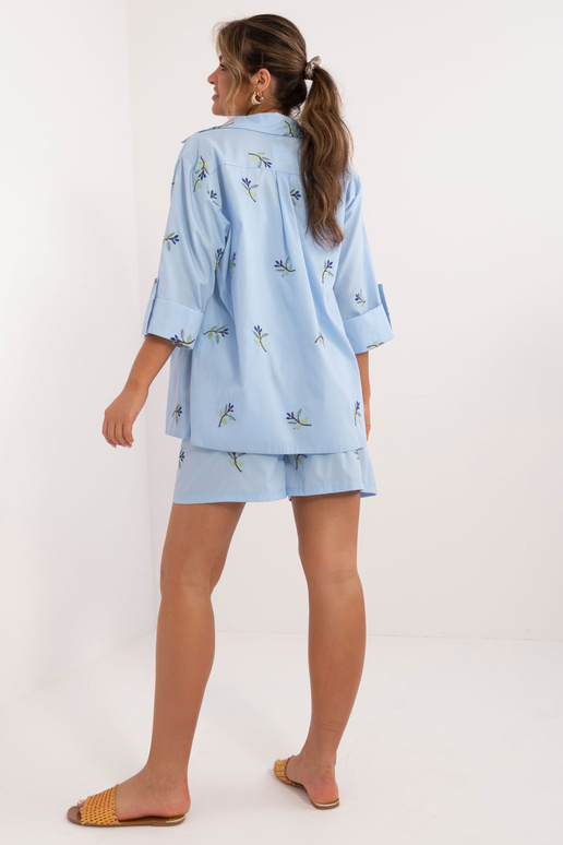 Dviejų dalių komplektas... Dviejų dalių komplektas...