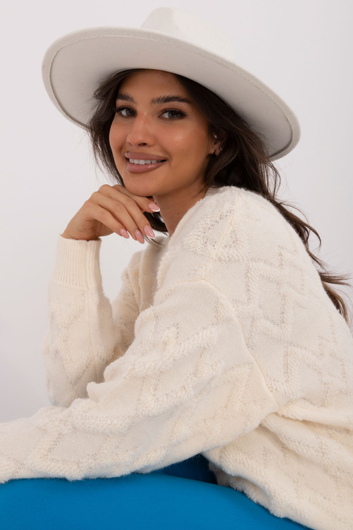 Megztinis-AT-SW-2361.61- balkšvos...