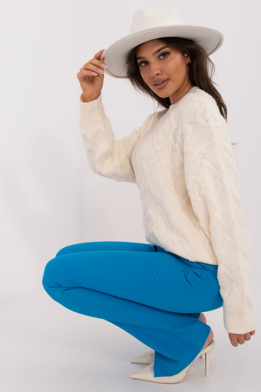 Megztinis-AT-SW-2361.61- balkšvos...