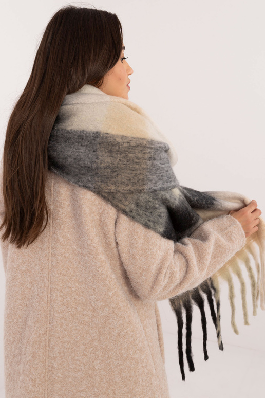 Šalikas-AT-SZ-2312501.62-juodas-smėli...