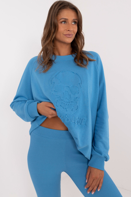 Dviejų dalių komplektas... Dviejų dalių komplektas...