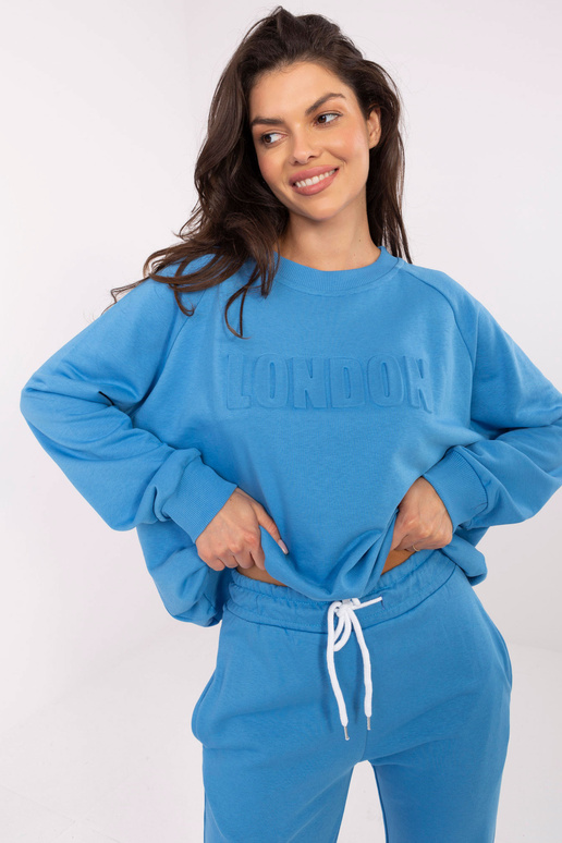 Dviejų dalių komplektas... Dviejų dalių komplektas...