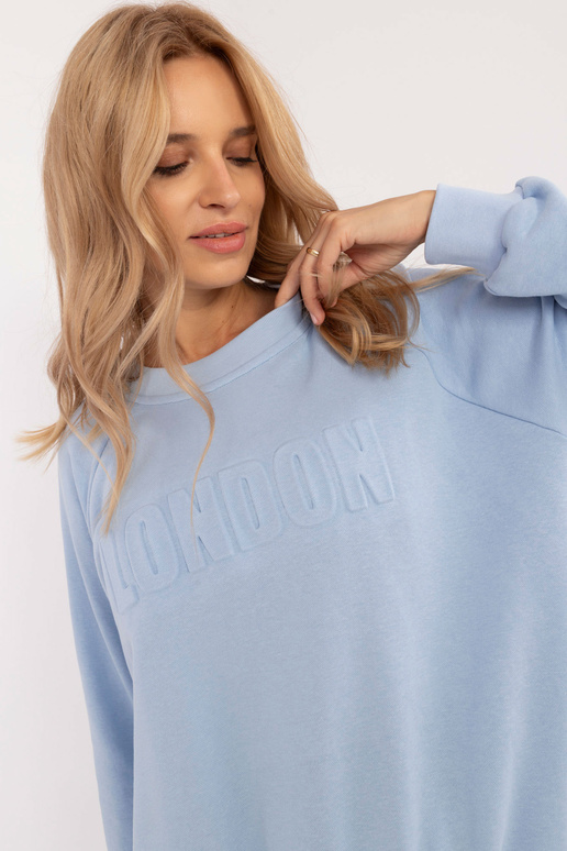 Dviejų dalių komplektas... Dviejų dalių komplektas...