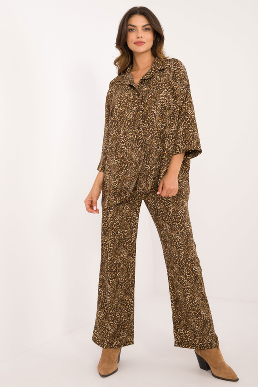 Dviejų dalių komplektas... Dviejų dalių komplektas...