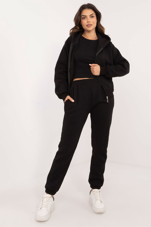 Dviejų dalių komplektas... Dviejų dalių komplektas...