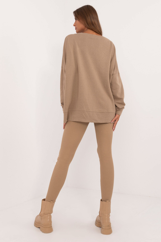 Dviejų dalių komplektas... Dviejų dalių komplektas...