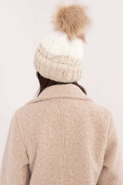 Kepurė JK-CZ-52.31-smėlio spalvos