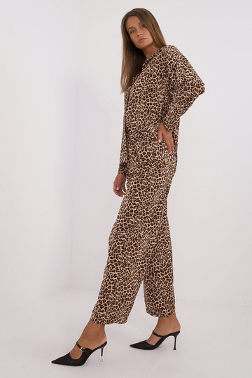 Dviejų dalių komplektas... 2