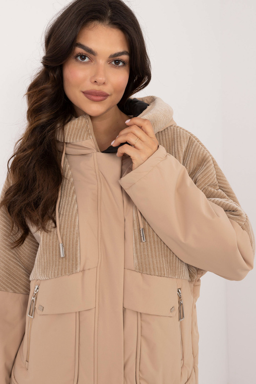 striukė - MBM-KR-AJ218.42 Smėlio spalvos