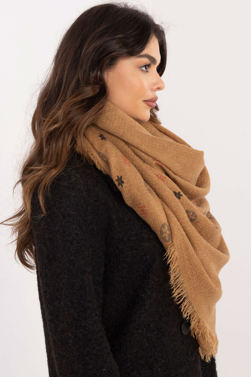 Šalikas-AT-SZ-23504.93P-kupranugaris Šalikas-AT-SZ-23504.93P-kupranugaris