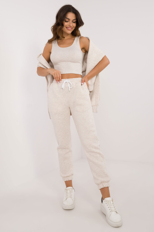 Dviejų dalių komplektas... Dviejų dalių komplektas...