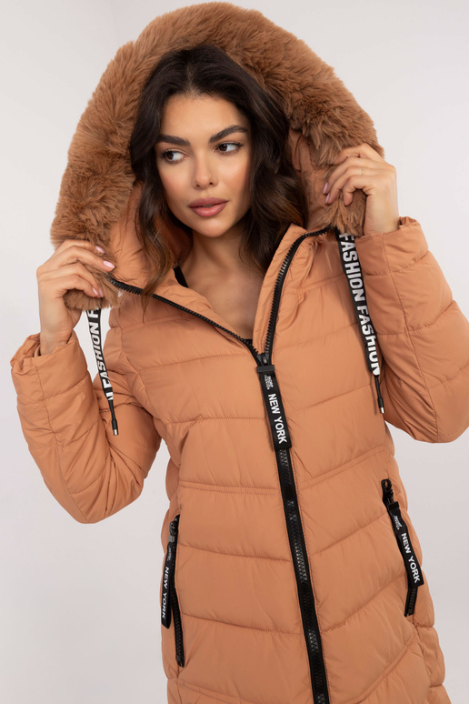 Striukė-SK-KR-HH-2403.20-kupranugaris