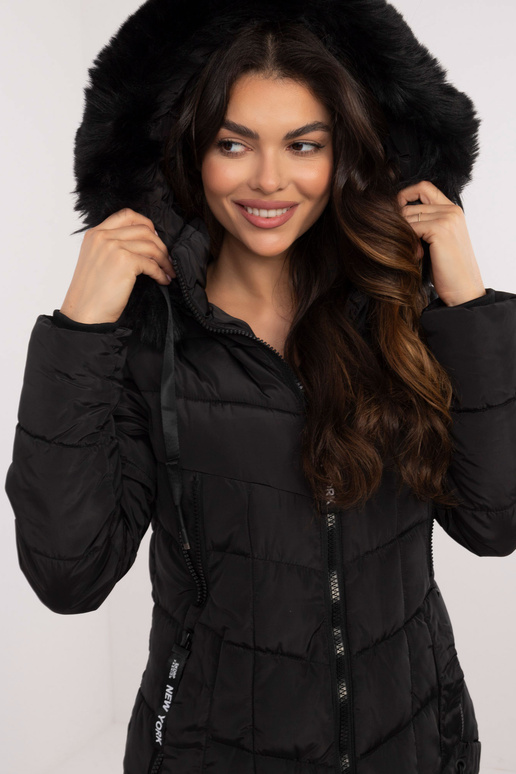 Striukė-SK-KR-HH-2402.26-juoda