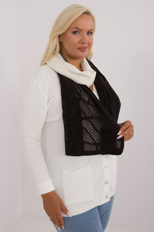 Šalikas-AT-SZ-602.61- balkšvos spalvos Šalikas-AT-SZ-602.61- balkšvos spalvos