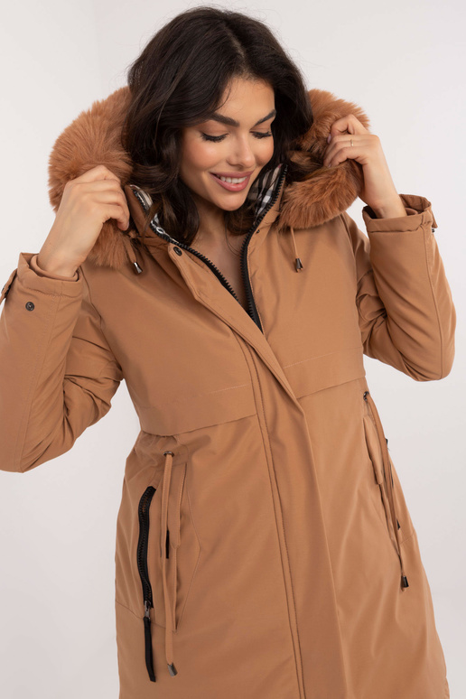 Striukė-SK-KR-HH-2409.47-kupranugaris