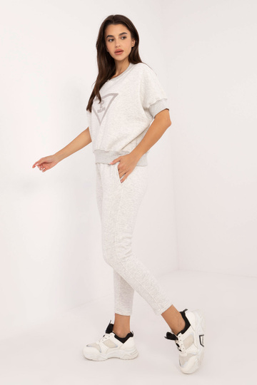 Dviejų dalių komplektas...